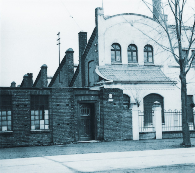 The history of BEUMER began in this former factory in Beckum.