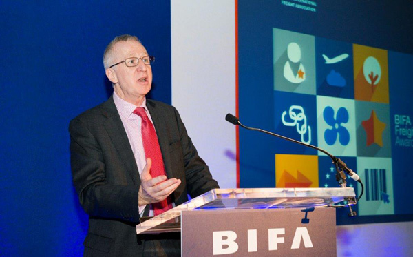 Freight forwarders will continue to face big challenges in 2016