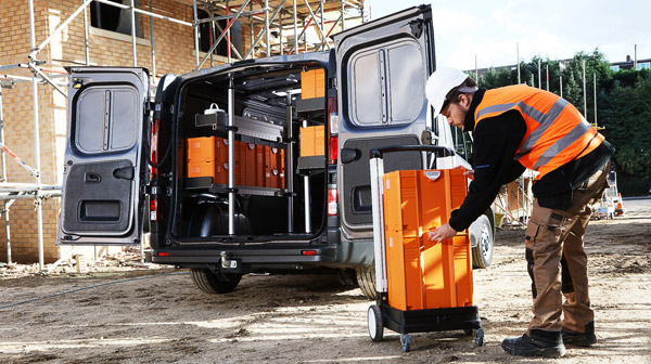 Cartwright to make 2016 CV Show their biggest ever