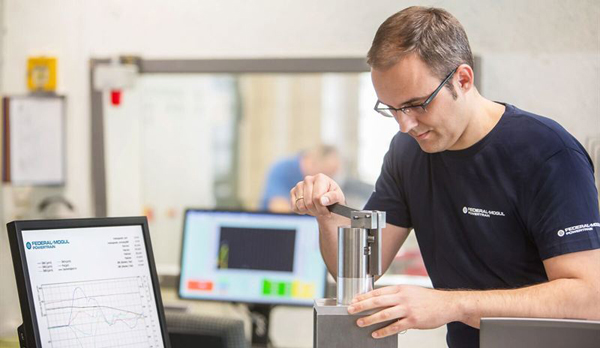 Federal-Mogul Powertrain Cuts Engine Valve Development Time Using New Simulation Model