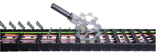 One meter in up to three seconds: the “quick openers” from KABELSCHLEPP Metool