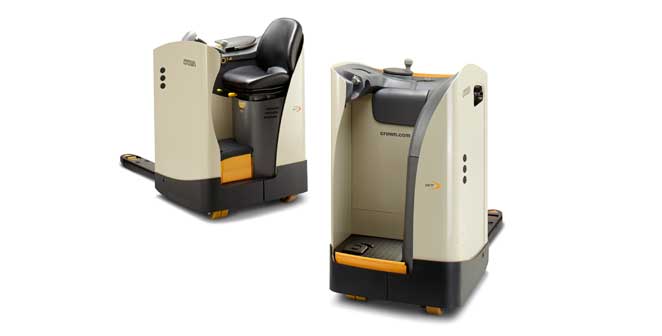 Crown RT 4000 Rider Pallet Truck wins 2016 iF Design Award