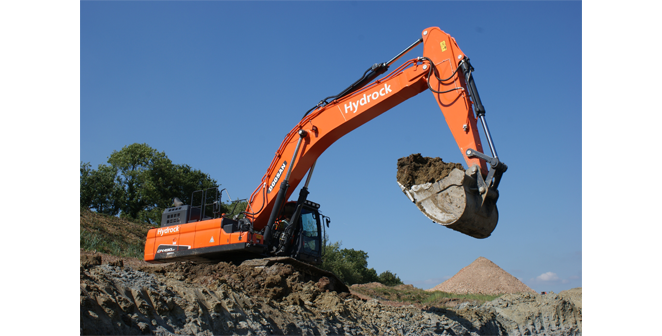 UK’s first Doosan DX490LC-5 50 t Excavator at Hydrock