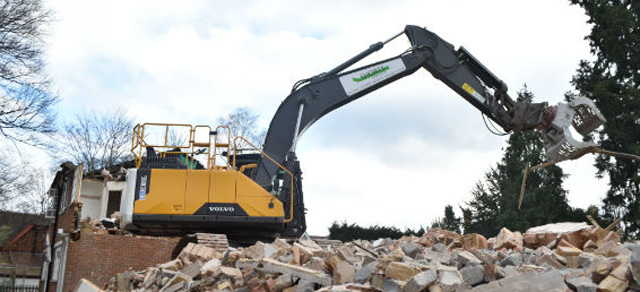 Volvo Duo for Shorts Demolition