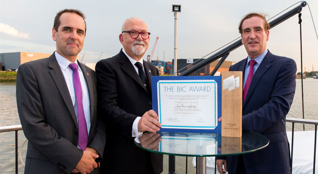 2016 BIC Award for UIC’s Loubinoux