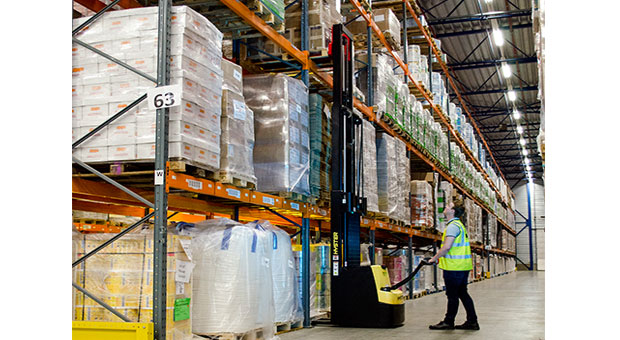 Hyster® launches series of tough new pedestrian stackers