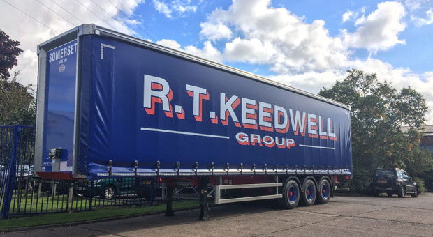 RT Keedwell takes delivery of 22 Cartwright Acclaro curtainsiders