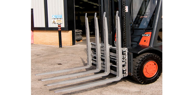 B&B Attachments introduce KAUP Double Pallet Handler at IMHX 2016