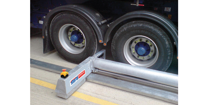Stertil Combilok support tyre production in Dundee