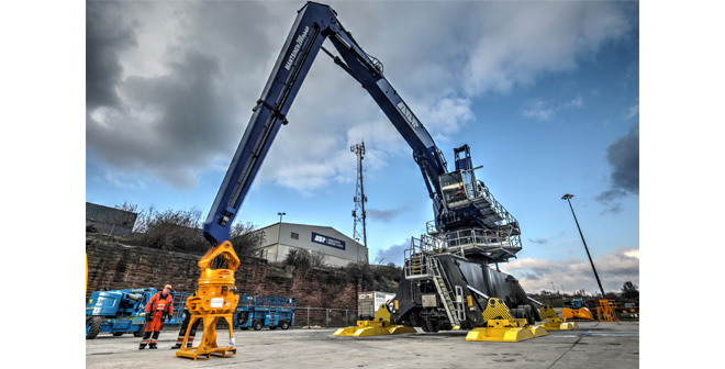 New crane to boost productivity at ABP Port of Garston supplied by Cooper Specialised Handling