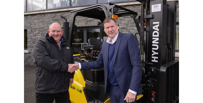Echlinville Distillery purchase first JD Forktrucks Hyundai machine to arrive in the UK