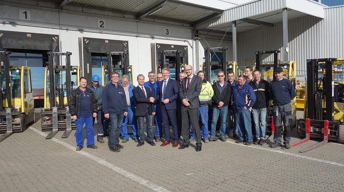 70_NEW_HYSTER_FORKLIFT_TRUCKS_FOR_KOENIG_&_BAUER_