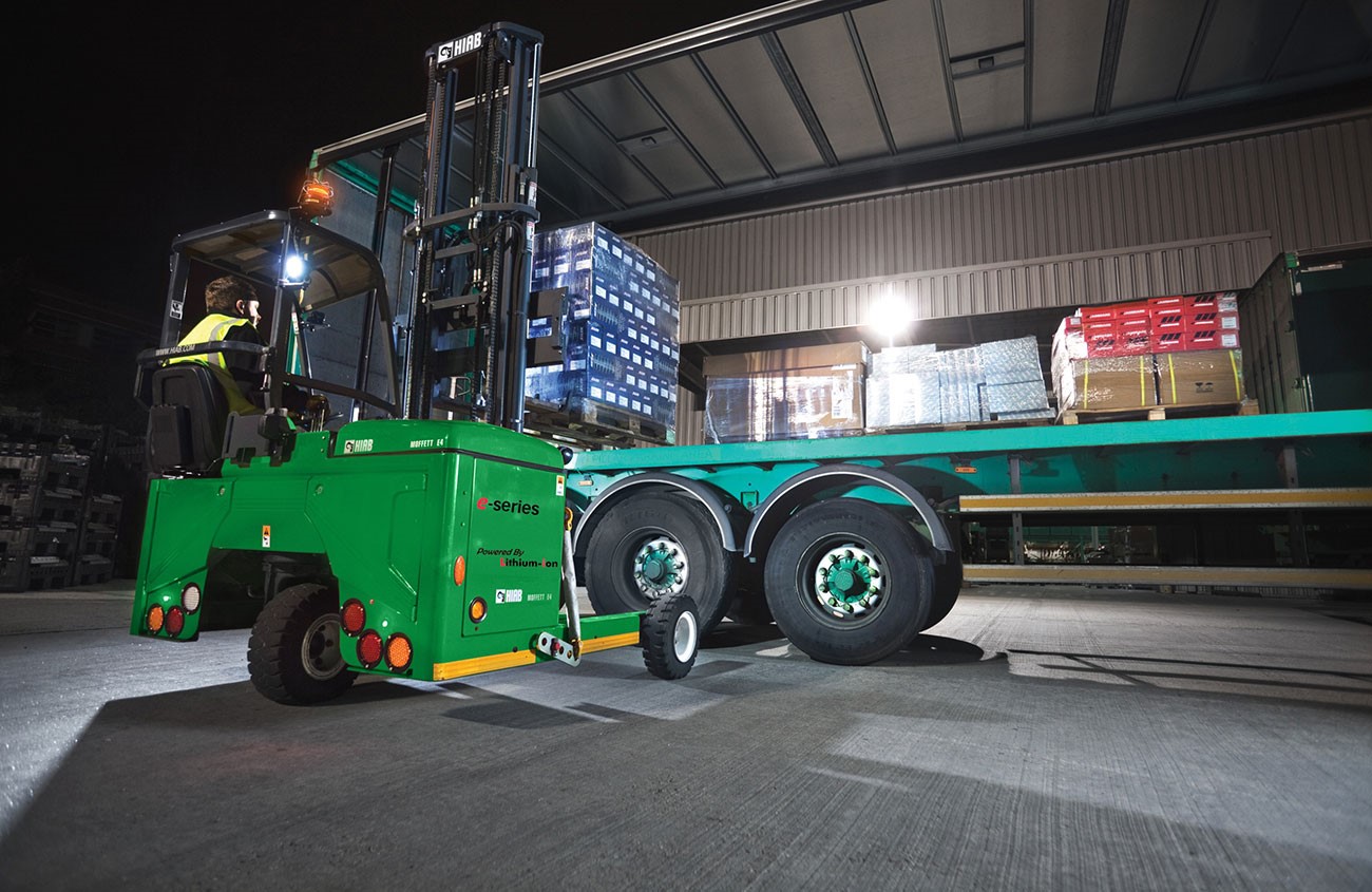 HIAB and Pets at Home shortlisted for Quiet Logistics Award
