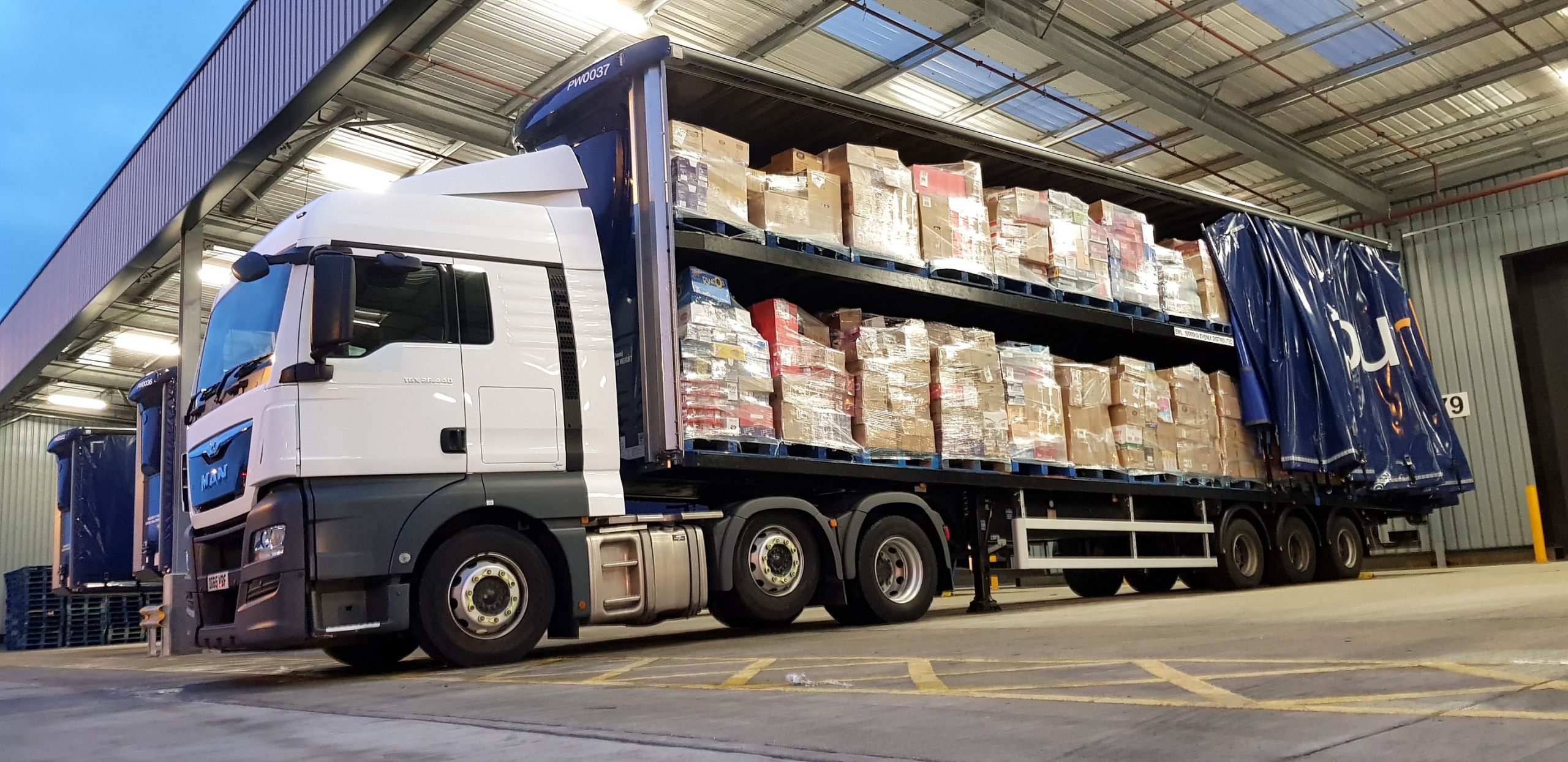CARTWRIGHT Group AND POUNDWORLD COLLABORATE ON LOAD-MAXIMISING NEW TRAILER 1