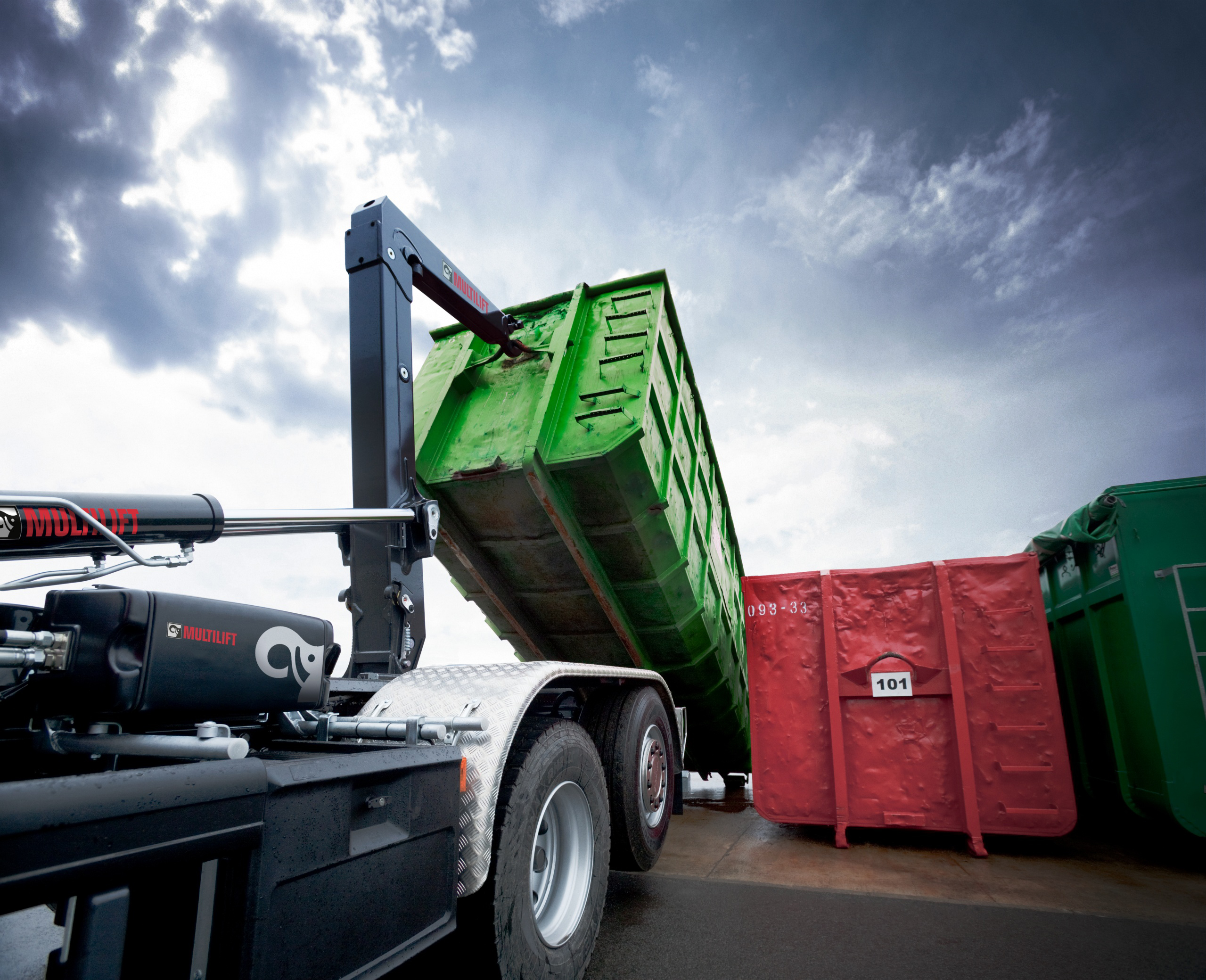 Hiab to Launch MULTILIFT Hooklifts to the Key US Market at the Work Truck Show