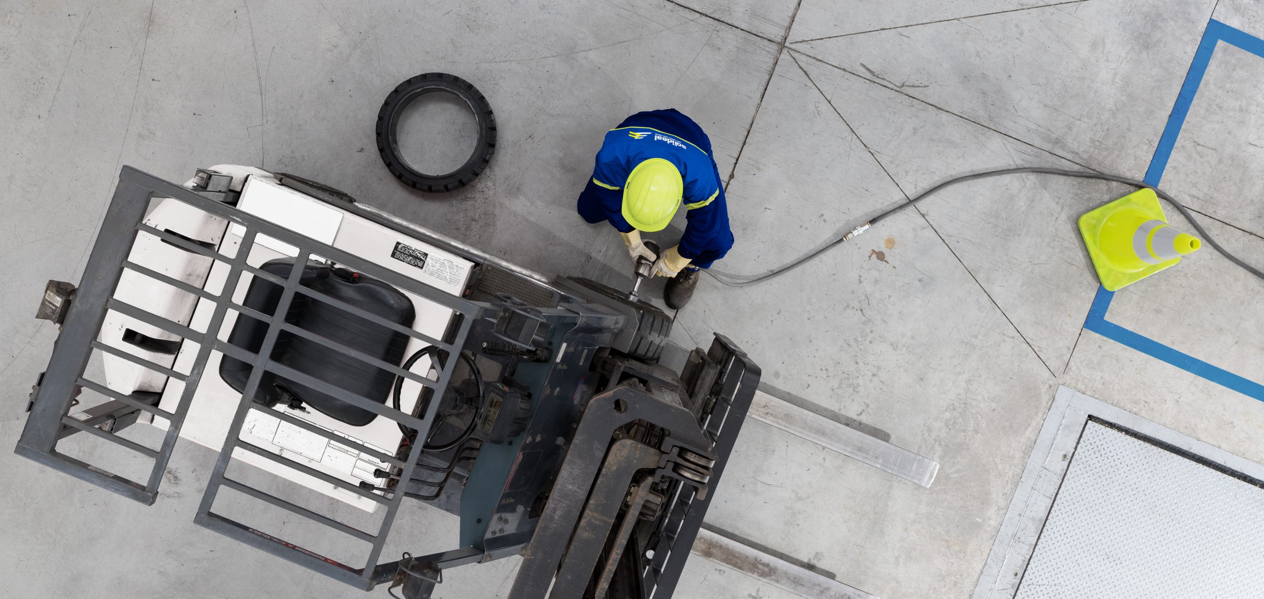 Solideal On-Site Service the service division of Camso acquisition of Forklift Tyre Spec