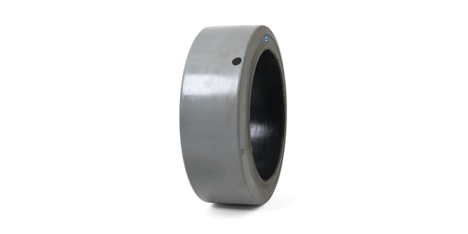 Camso releases the new anti static non merking forklift tyre