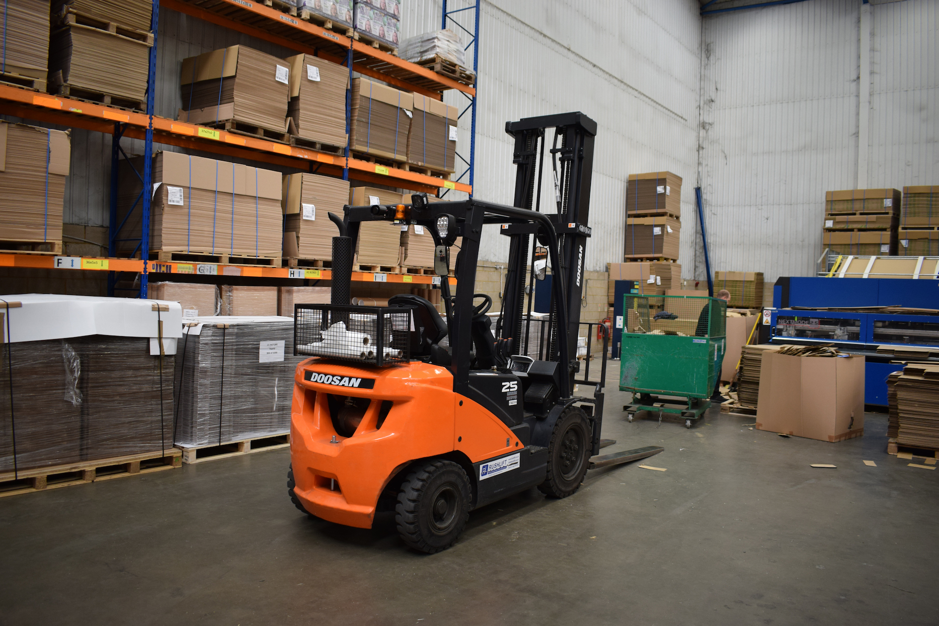 Doosan reliability keeps the presses rolling at Showcard Print