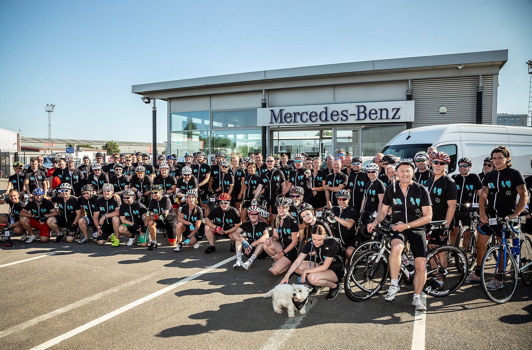 Mercedes-Benz Vans colleagues saddle up for charity