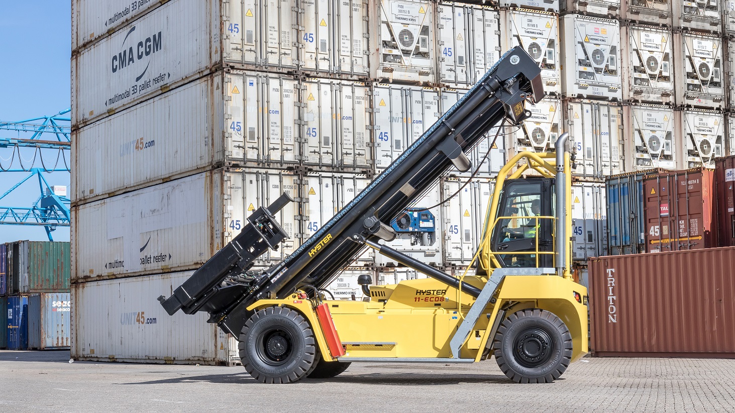 SOLUTIONS BEYOND TRUCKS AT SUCCESSFUL HYSTER RHINE TOUR