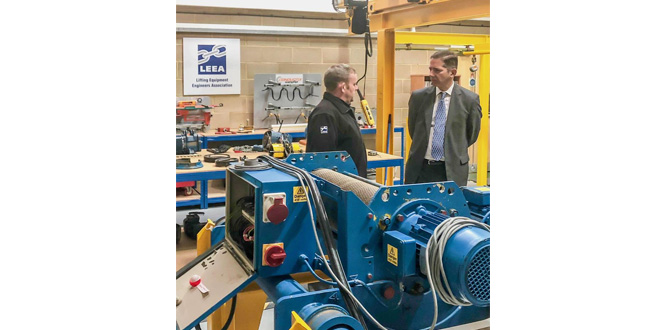 LEEA welcomes local MP to centre of global lifting industry
