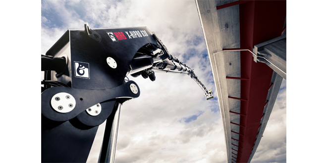 Hiab completes the acquisition of Effer cranes