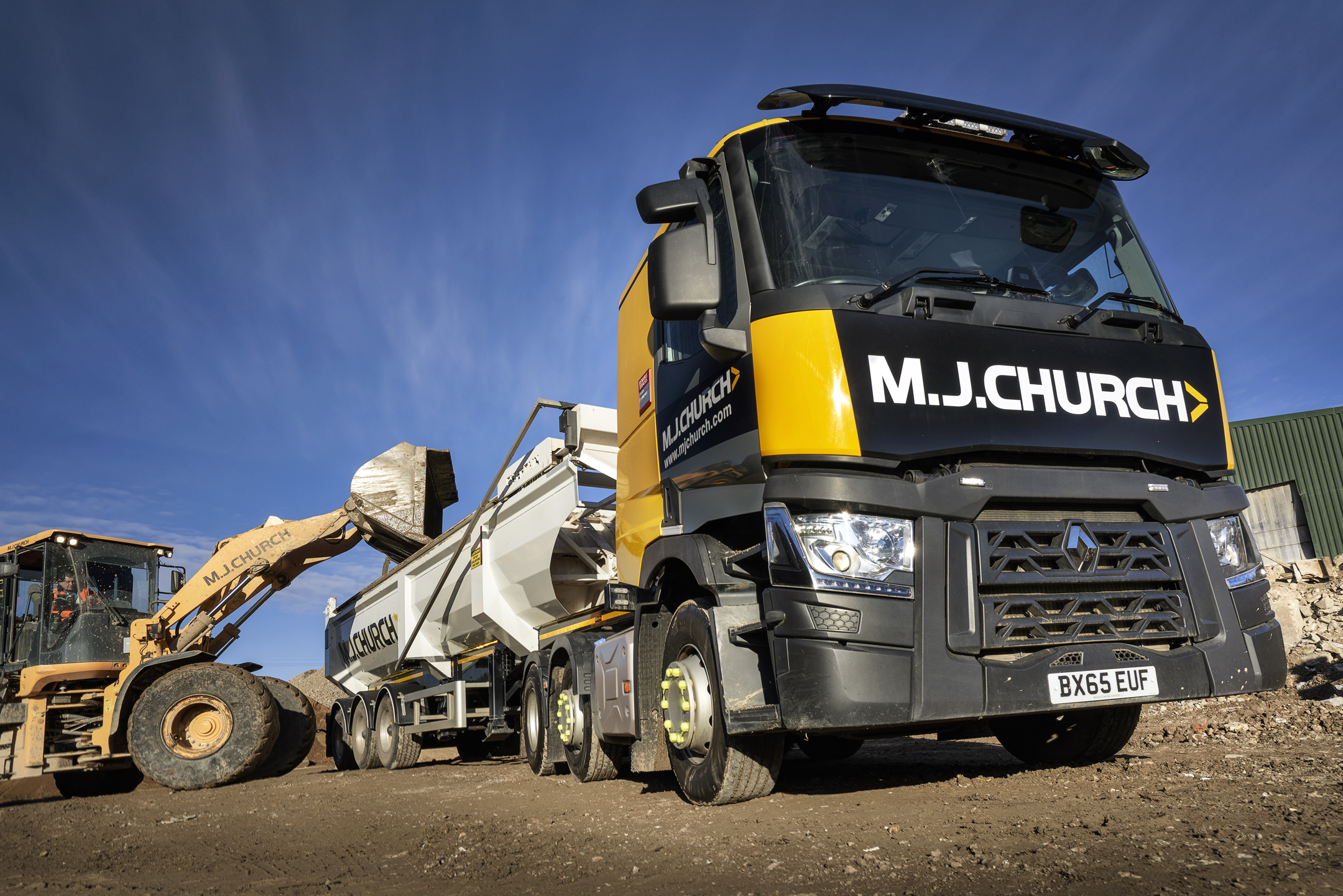 USED TRUCKS BY RENAULT TRUCKS FULL PACKAGE SEALS THE DEAL WITH MJ CHURCH