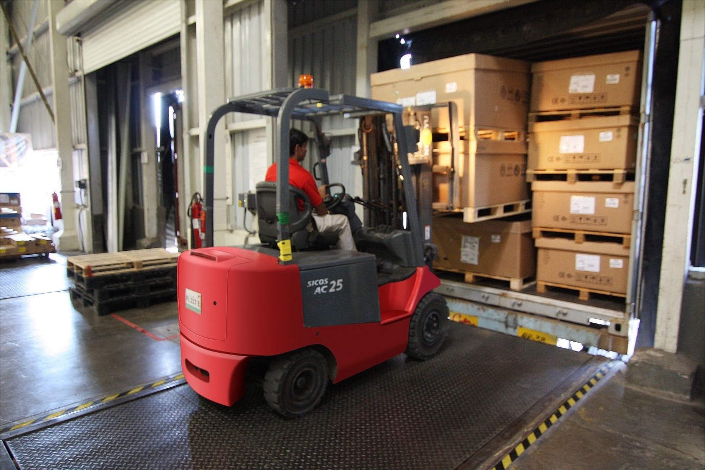 Zoro discusses How to improve forklift safety in cold weather