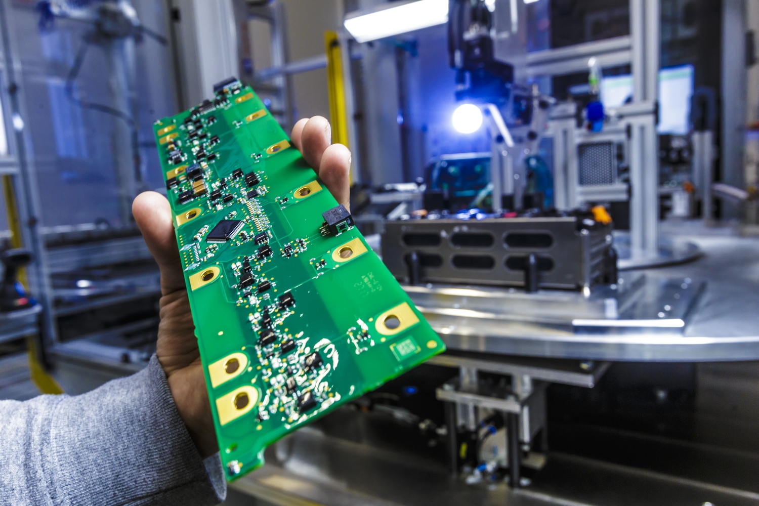 AKASOL Expands Framework Agreement with Swedish Commercial Vehicle Manufacturer