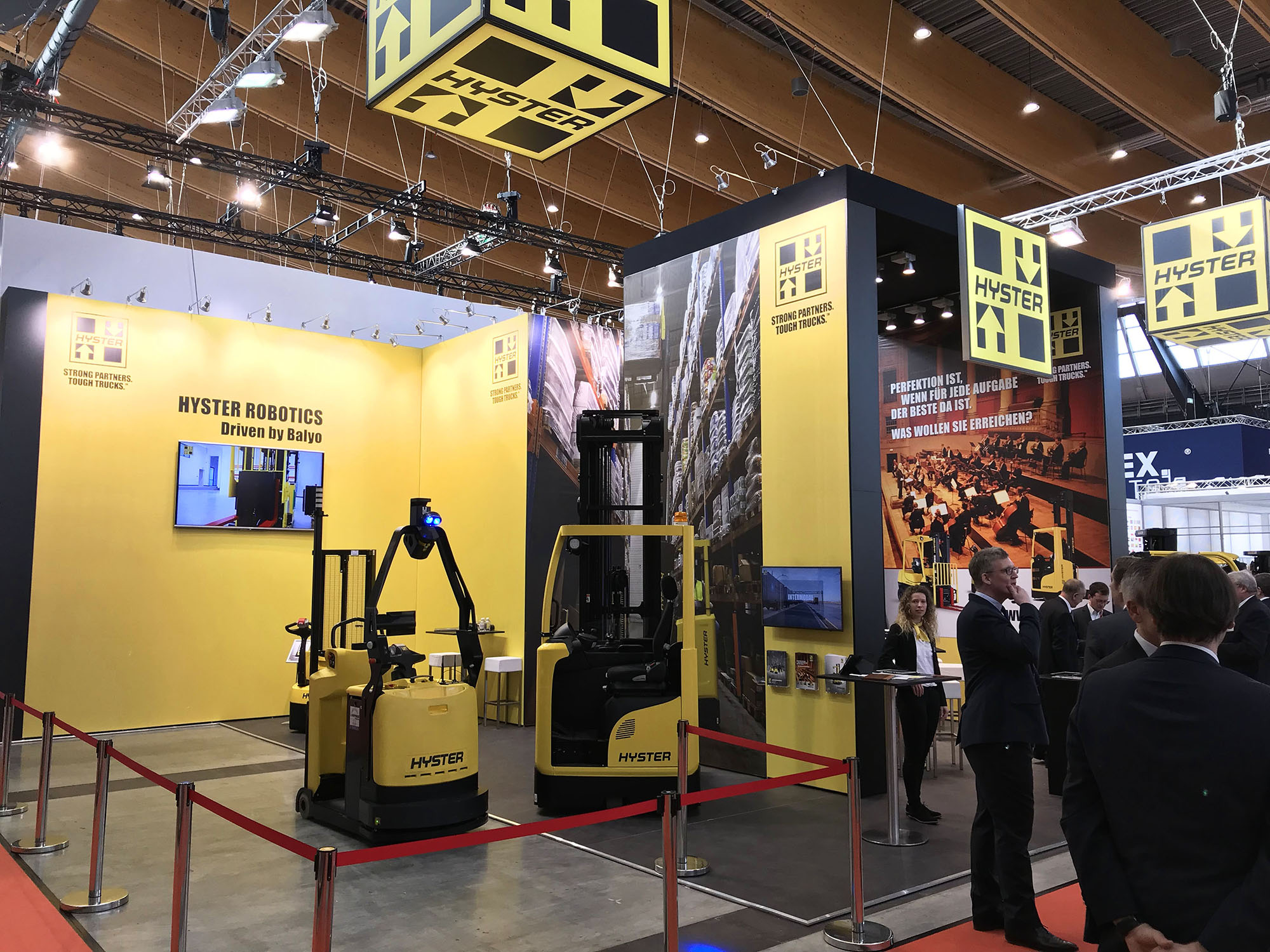 INDUSTRY 4 HYSTER EUROPE INTRODUCES TRUCK BASED ROBOTICS SOLUTIONS