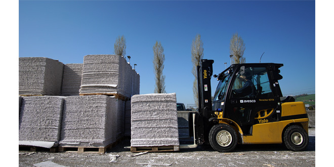 Harsh conditions for soft paper Yale Europe Materials Handling