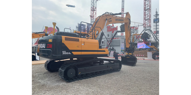 Hyundai Construction Equipment prepare their excavators for Engcon tiltrotators