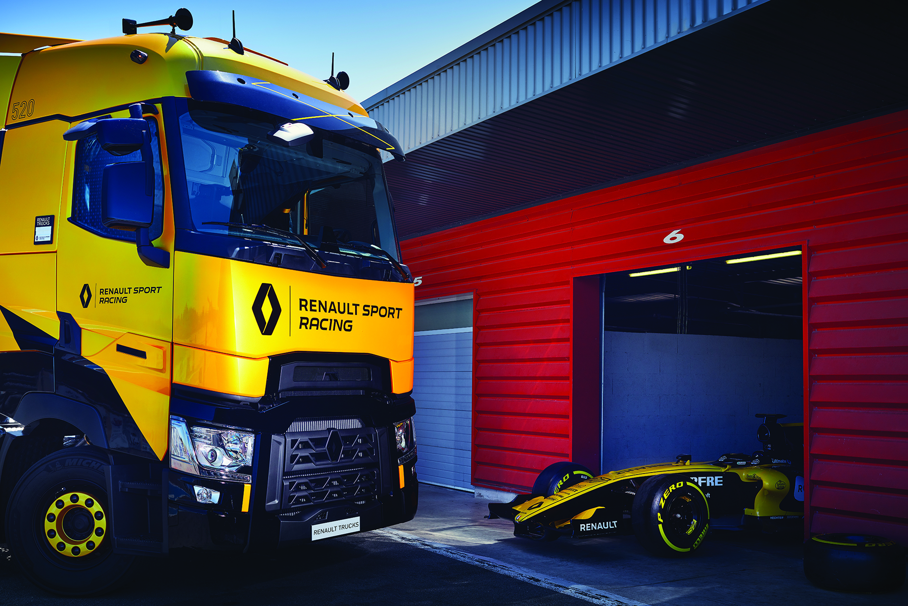 RENAULT TRUCKS TAKES POLE POSITION AT STAND A11 TIP-EX 2019