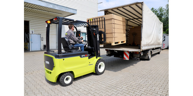 Clark introduces a range of new electric four-wheel forklifts to the market