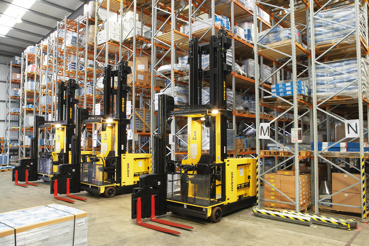 HYSTER DEVELOPS WAREHOUSE SPACE-SAVING SOLUTIONS