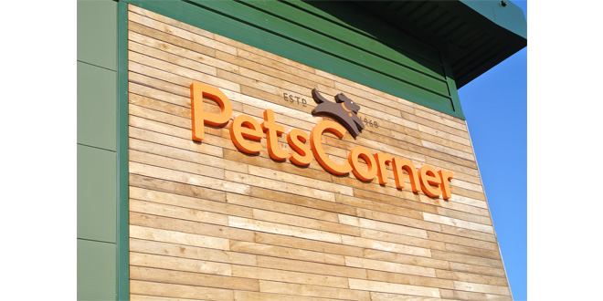 Pets Corner supports warehousing with WiFi from Redway Networks