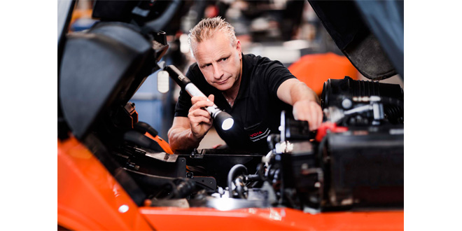 Forklift thorough examination from Toyota Material Handling