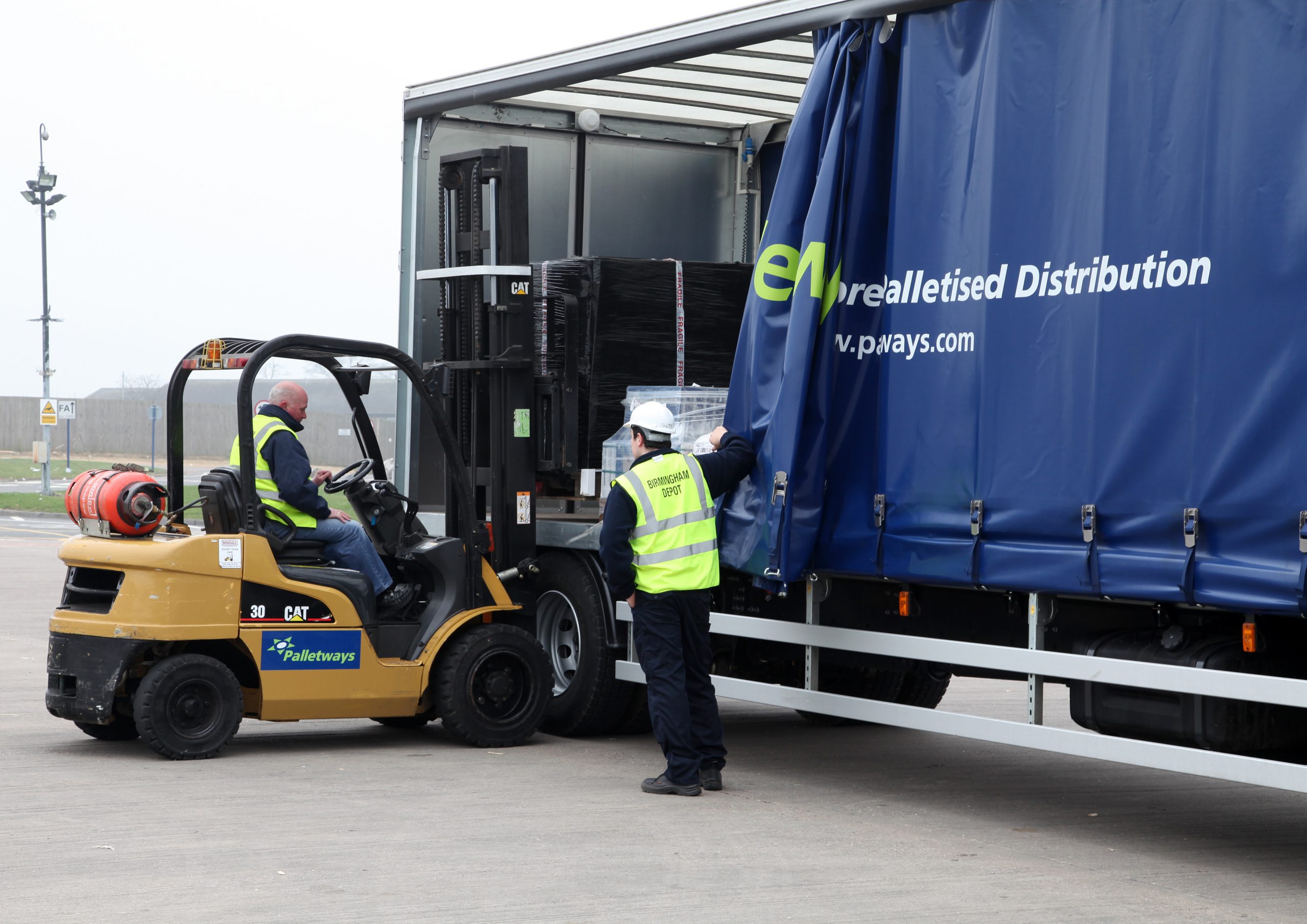 PALLETWAYS LONDON DRINKS IN SUCCESS WITH NEW CONTRACT WIN