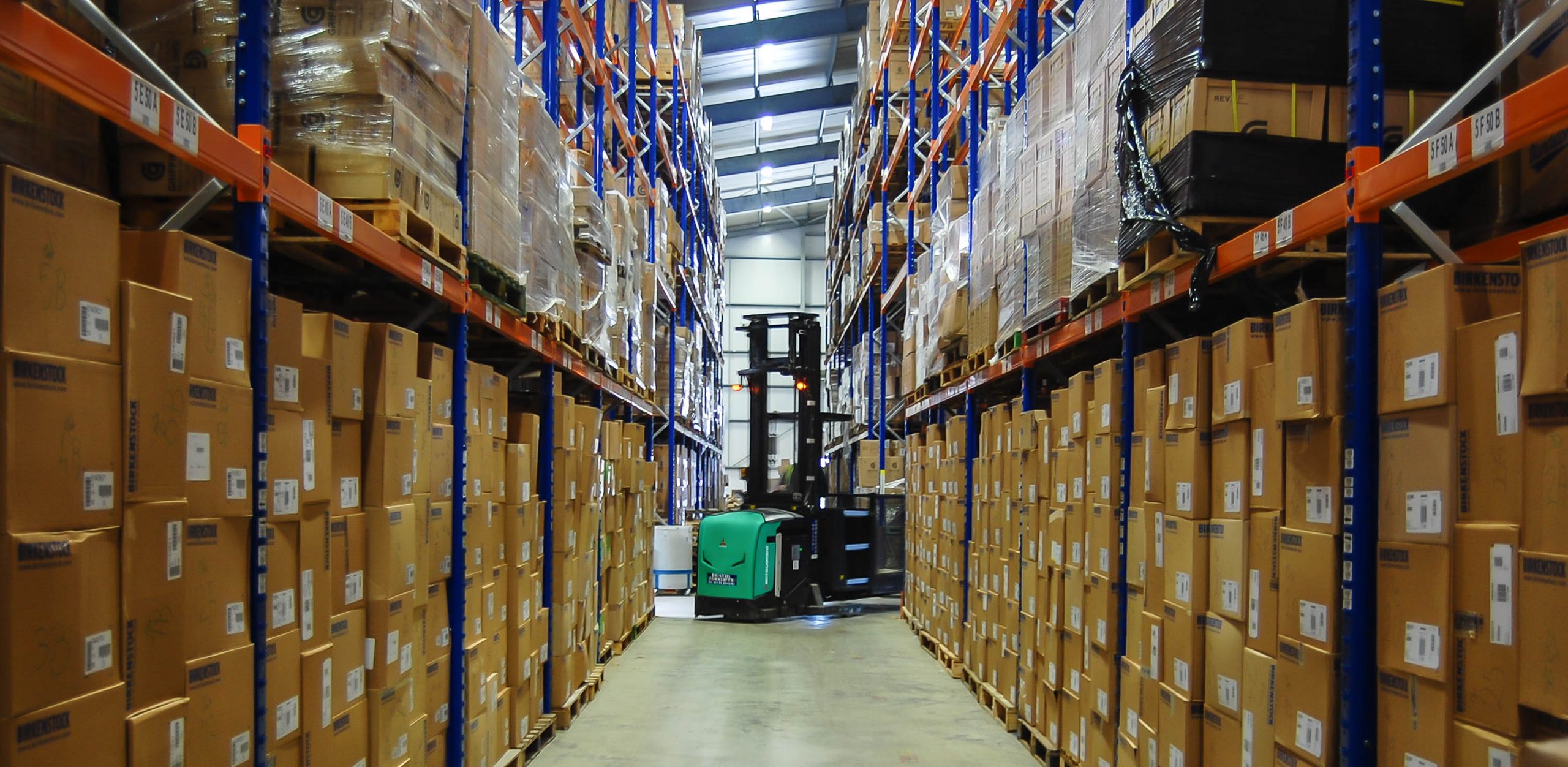 Couriers under growing pressure to deliver as Black Friday approaches