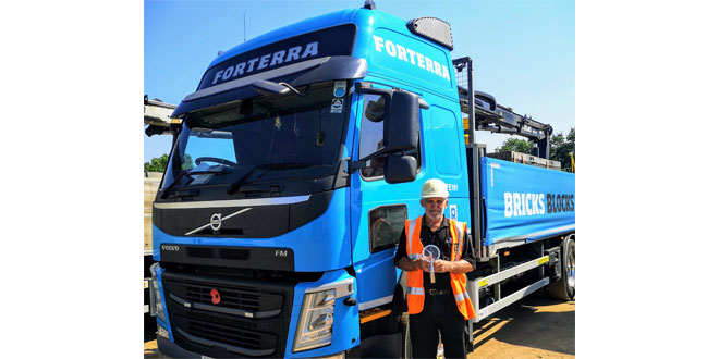 Industry Stalwart Wins Lifetime Achievement in Microlise Driver of the Year Awards 2020