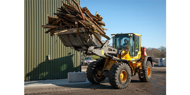 New Volvo machines for Commercial Recycling