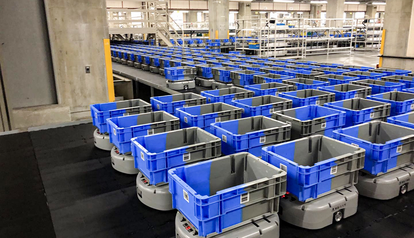 Sortation robots keep Japanese cosmetics retailer looking good