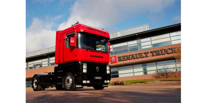 RENAULT TRUCKS CELEBRATES 30 YEARS OF THE ICONIC MAGNUM