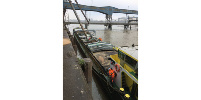 Port of Tilbury begins water-borne coastal deliveries