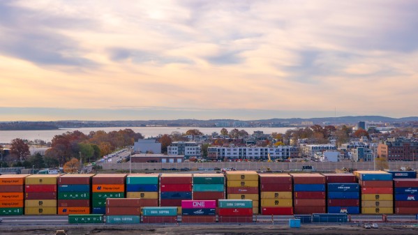 How to pick the right shipping container