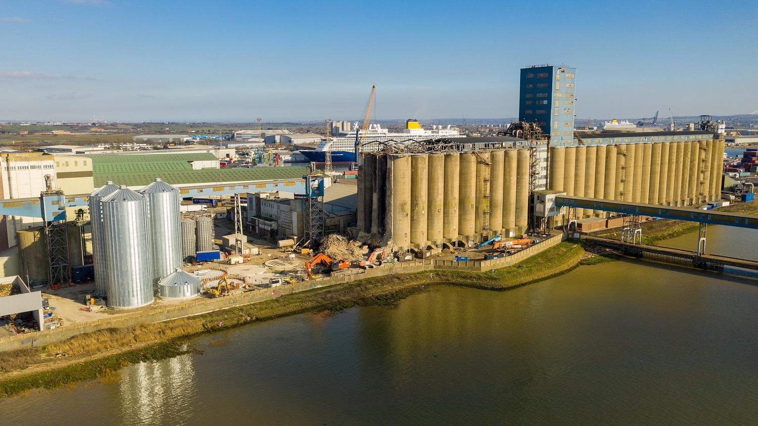 Port of Tilbury’s Grain Terminal silo rebuild gets underway