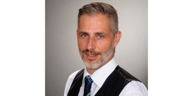 Human Digital Twin The digital counterpart to the human worker By Axel Schmidt, Senior Communications Manager, ProGlove