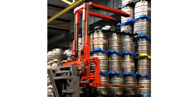KAUP and B&B Attachments Celebrate 40 years in Partnership