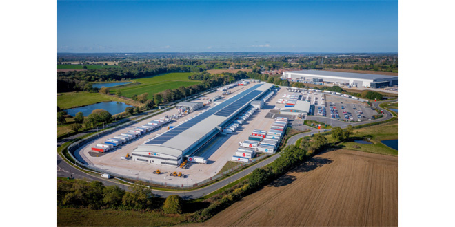 DPD gears up for record Peak with new £150m super hub