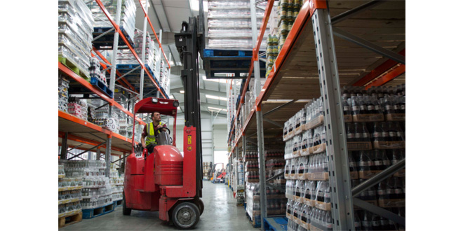 Articulated forklift solution for drinks wholesaler